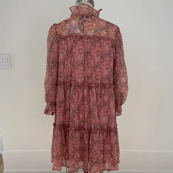 Sage + Fig Floral Long Sleeve Dress - Picture 7 of 9